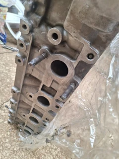Toyota hilux/quantum 2KD cylinder head