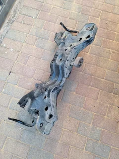 Polo vivo subframe