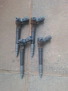 Toyota hilux gd6 2.4 injectors