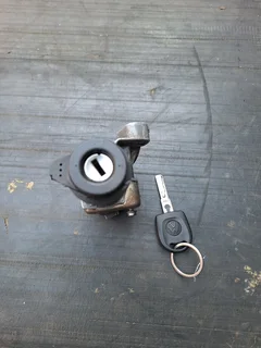 Polo bujwa ignition n key