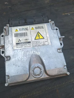 Mitsubishi l200 computer box