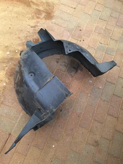 Polo 8 right fender liner
