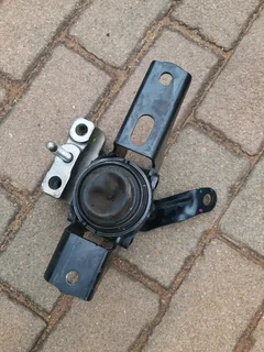 Toyota etios engine mountings