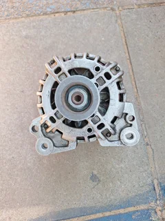 Polo vivo alternator