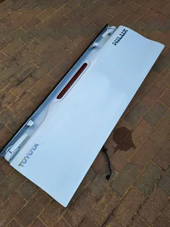 Toyota hilux single cab tailgate