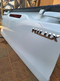 Toyota hilux single cab tailgate