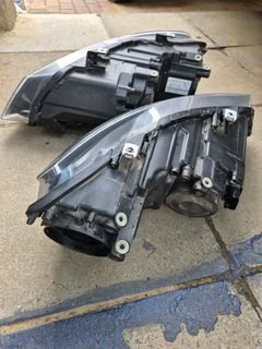 Polo 6/vivo headlamps