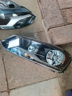Polo 6/vivo headlamps