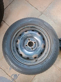 Nissan np200 sparewheel