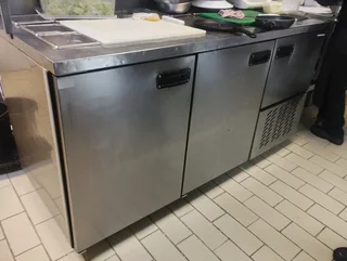 Underbar fridge for sale
