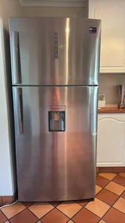 Samsung 629L Top Freezer Fridge – Excellent Condition