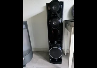 LG Home Theatre System