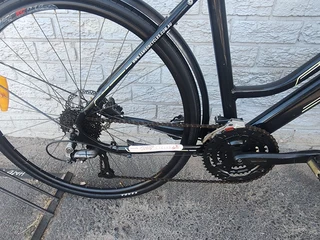 Imported Pre-Owned Cloud Nine Samson Hyrbid/Trekking Bike - R5500