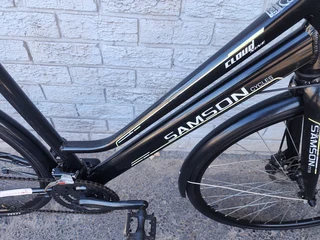 Imported Pre-Owned Cloud Nine Samson Hyrbid/Trekking Bike - R5500