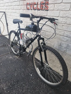 Motorised Black Rocket fitted 80cc 2 stroke engine on 26er Mtb - R4999