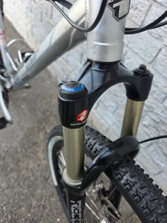 Pre-Owned Pro GT Avalanche MTB 27 Speed - R4500