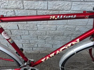 Imported Pre-Owned Vintage Saracen Exec LARGE 18 Speed Commuter - R2999