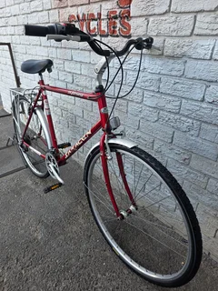 Imported Pre-Owned Vintage Saracen Exec LARGE 18 Speed Commuter - R2999