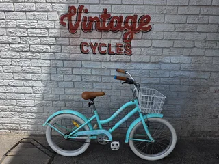 Pre-Owned 20inch Vintage Bella Beach Cruiser Single Speed - R2999