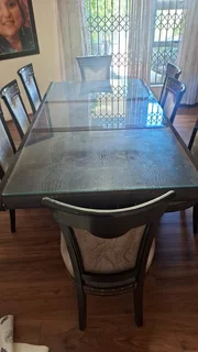 Luxury 8 Seater Dining Room Table.