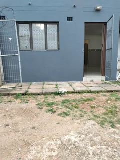 2 bedroom outbuilding for rent