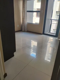 2 bedroom apartment in urban park