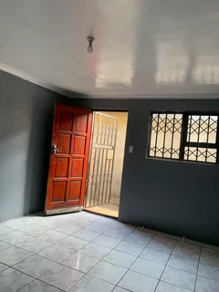 Big &amp; Secure backyard room to rent in Site-B Khayelitsha - P section