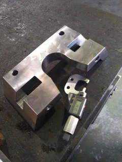 CNC PROGRAMER/MACHINIST