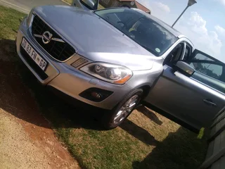 VOLVO XC60 2.4D