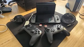 Nintendo Switch (V1) Bundle