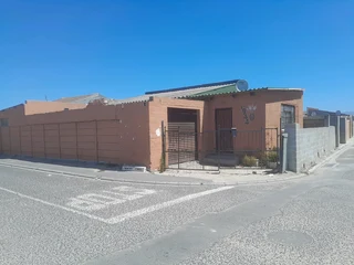 House for sale in old Crossroads