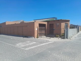 House for sale in old Crossroads