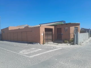 House for sale in old Crossroads