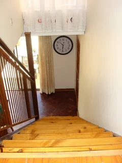 Furnished room to rent for employed singles in 5 bedroom house; can work online; services included.