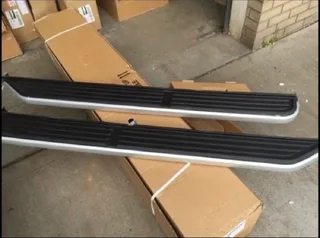 LandRover Discovery 4 or 3 OEM Side Steps