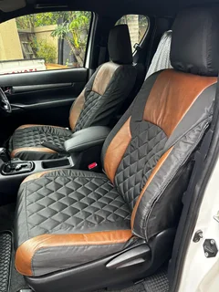 Toyota Hilux seatcovers