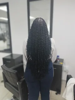 Rent A Chair in our classic salon