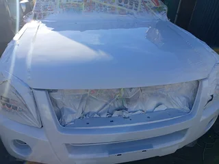 Mobile Panel Beater / spray painter