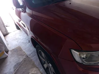 Mobile panel beater spray painter