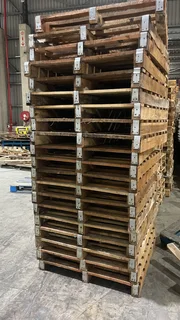 1000X1000 pallets