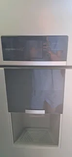 LG Express Cool Fridge / Freezer 512L R6000