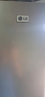 LG Express Cool Fridge / Freezer 512L R6000