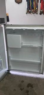LG Express Cool Fridge / Freezer 512L R6000