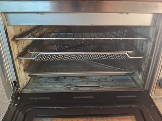 Airfryer 28 litre with rotisserie only R950