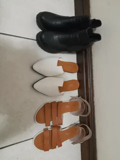Female shoes. Size 7 (three pairs)