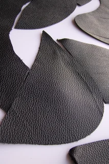 Leather Offcuts - approx 3kg - Black &amp; brown, smooth and flat grain