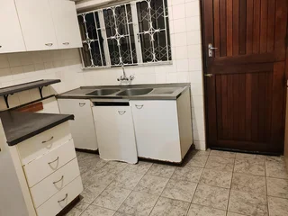 Clare Estate - 2 Bedroom Apartment