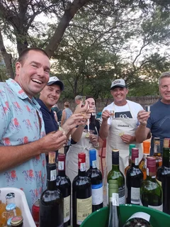 ✨ YEAR-END TEAM BUILDING SPECIALS – MOTIVATE &amp; CELEBRATE WITH YOUR TEAM! ✨