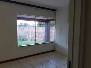 A well maintained,  neat  &amp; freshly painted 1 or 2 Bed  Apartment no 1  for rent  in Randburg.