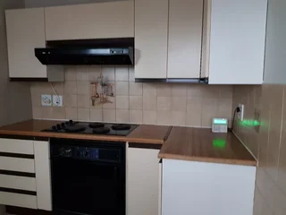 A well maintained,  neat  &amp; freshly painted 1 or 2 Bed  Apartment no 1  for rent  in Randburg.